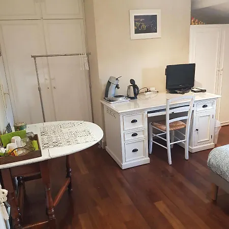 Bed & Breakfast Au Petit Nid De *